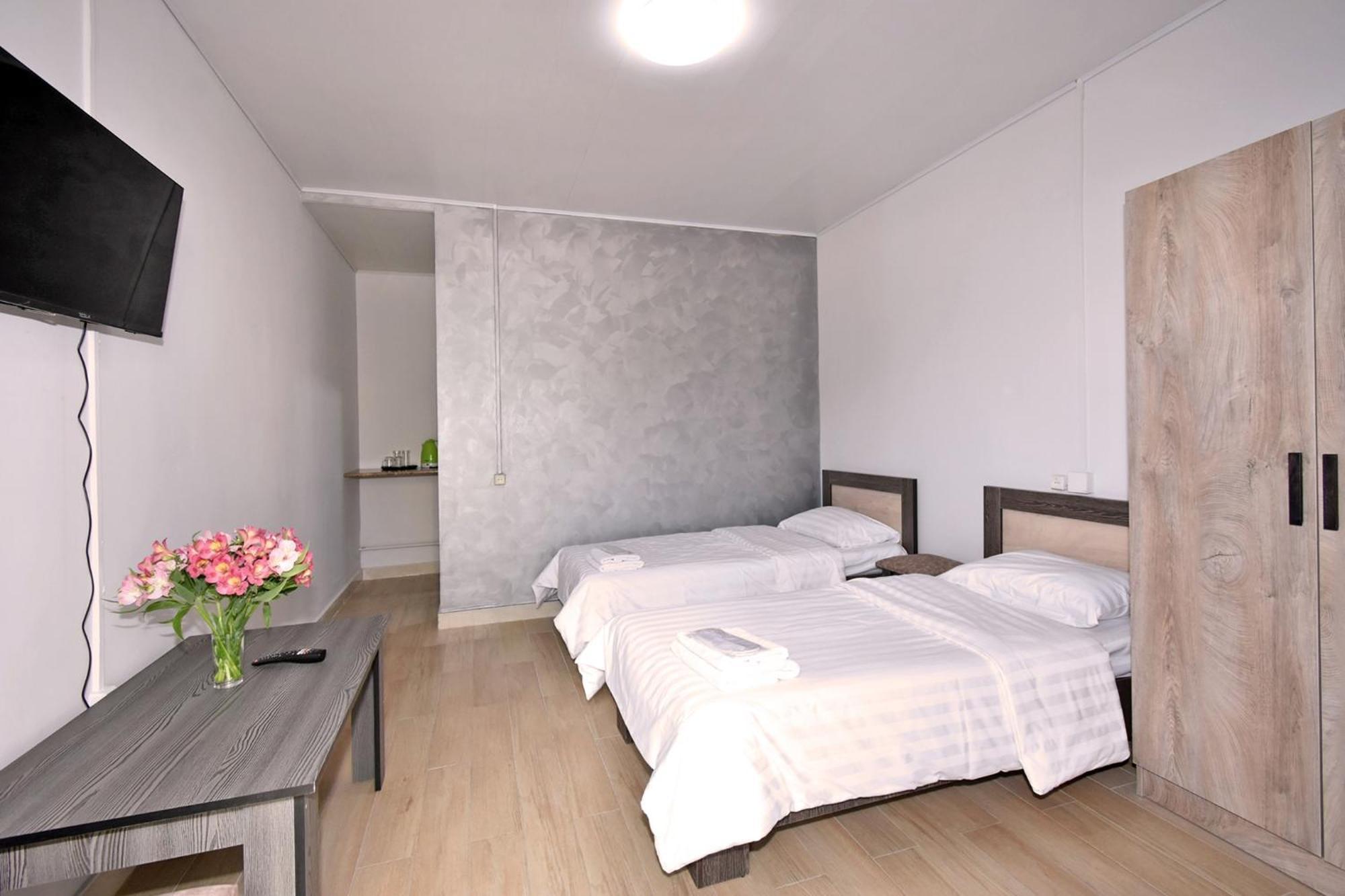 Sirik Hotel Armavir Buitenkant foto
